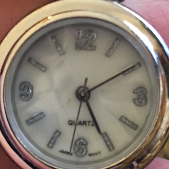 Ladies shiny silver rhinestone accent cuff watch - Picture 9 of 9